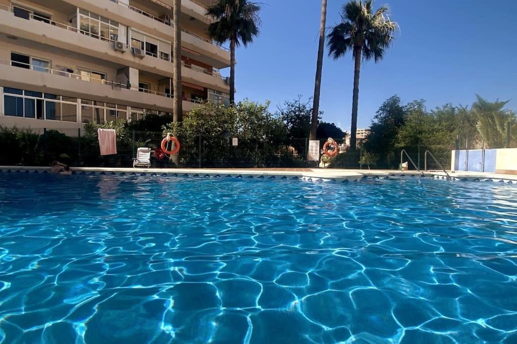 Апартаменты La Ventana De Puerto Marina Бенальмадена Экстерьер фото